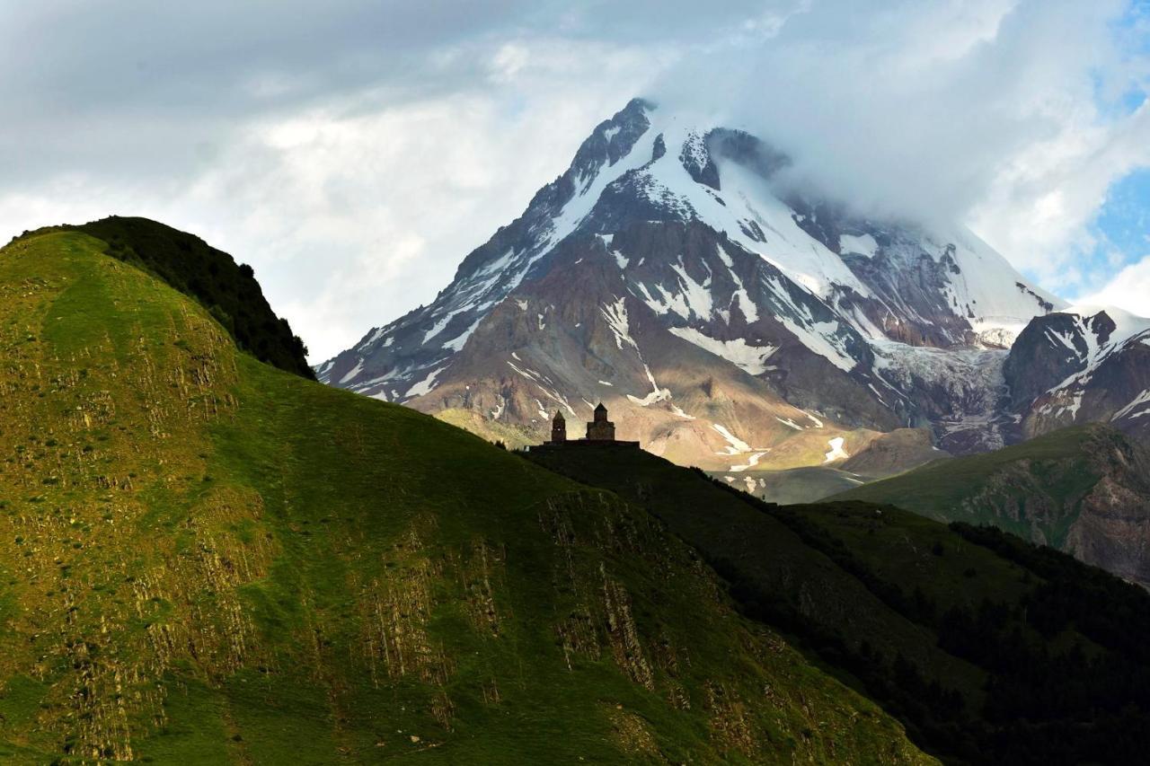 Guest House Sunset Kazbegi Luaran gambar